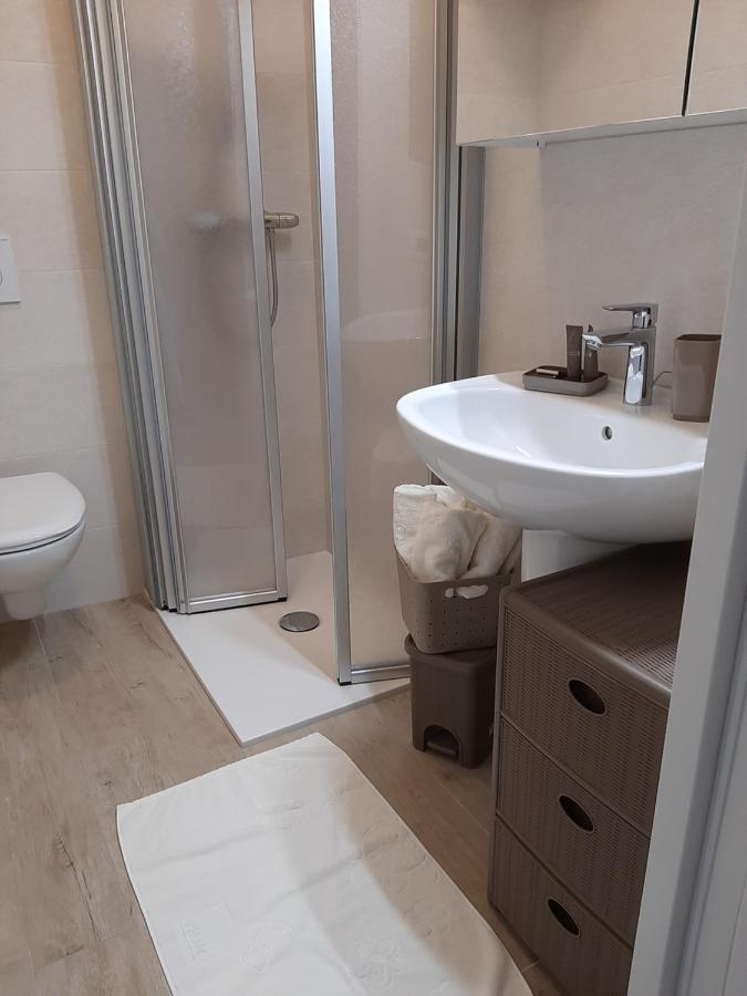 Pernici Mountain House Apartment Pinzolo